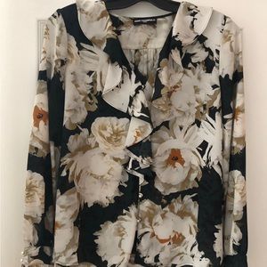 Karl Lagerfeld blouse size S